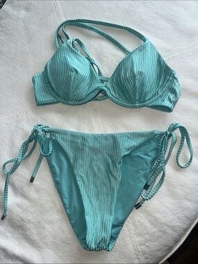 Vetchy bikini ribbed agua in small